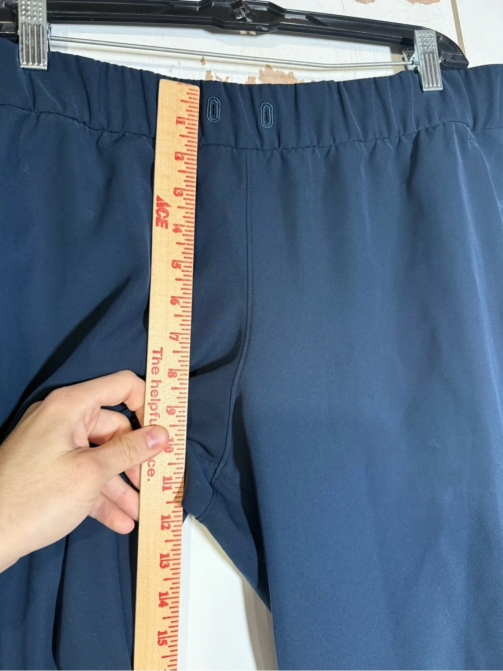 Lululemon On The Fly Jogger in True Navy Blue Size 12 Stretchy Athletic - Picture 5 of 9